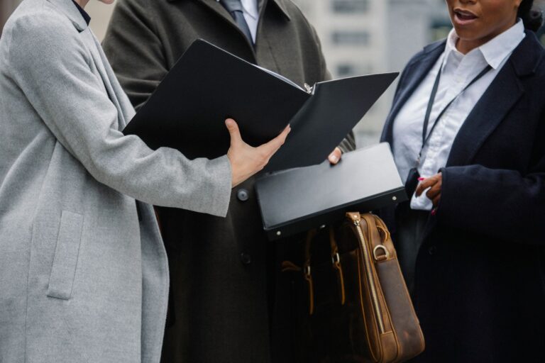 Quelles sont les expériences inspirantes face aux défis du franchisage ?