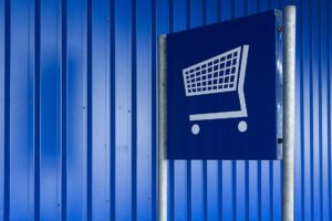 Auchan garde ses 164 magasins en adoptant les enseignes Intermarché et Netto